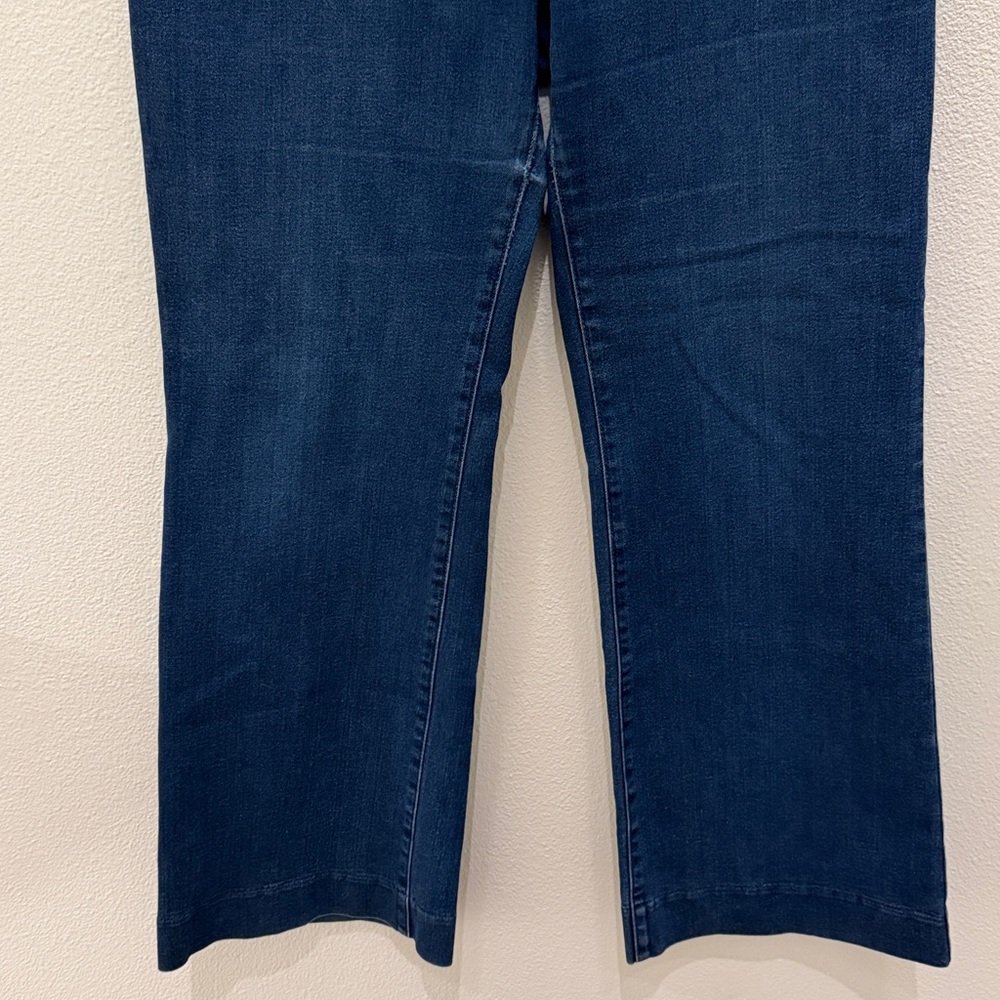 Everlane High Rise Flare Jean Size 32 Regular - Picture 3 of 12